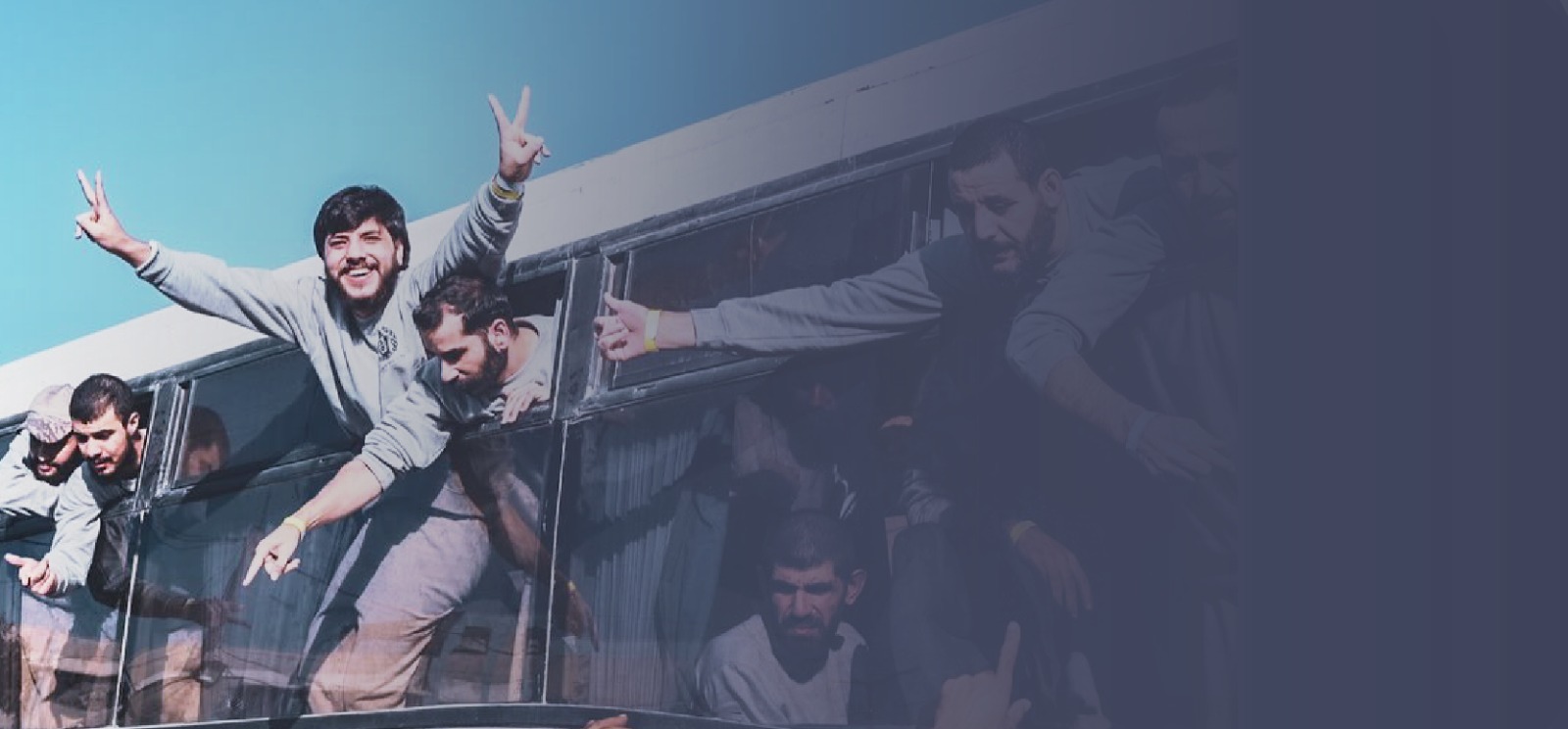 الأسرى وصفقات التبادل.. إلى الواجهة من جديد