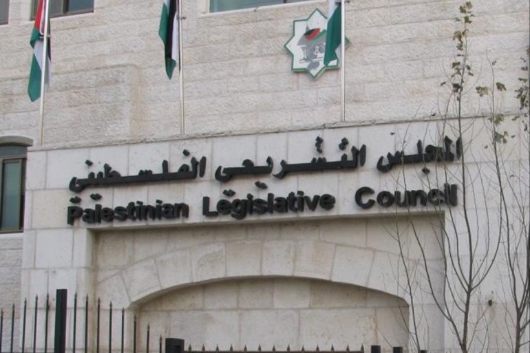 إعتقال الوزراء ونواب المجلس التشريعي الفلسطيني